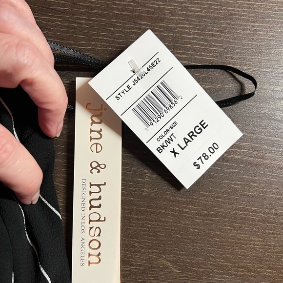 June and Hudson black with white stripes jumpsuit size XL. NWT - Picture 6 of 7